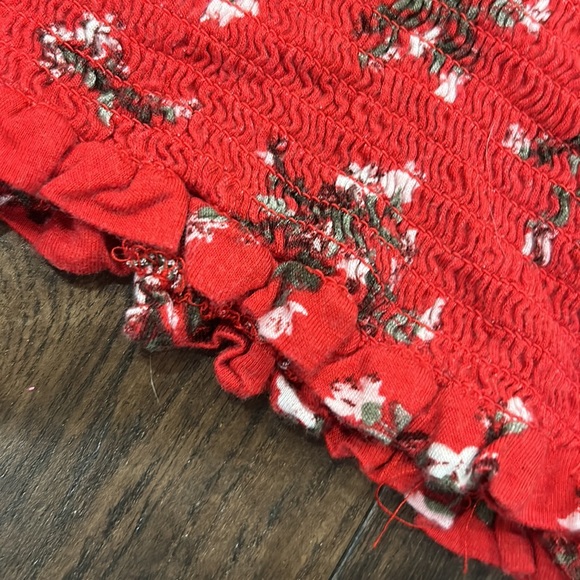 Red Floral Tube Crop Top - Picture 15 of 15
